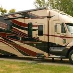 2011 Renegade Motorhome 3300XM 450HP Mercedes Freightliner