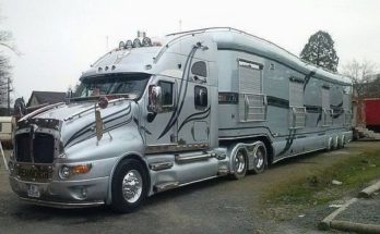 OK Now this is a Luxury Motorhome