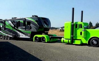 Custom Semi Pulling a Luxury Fifth Wheel